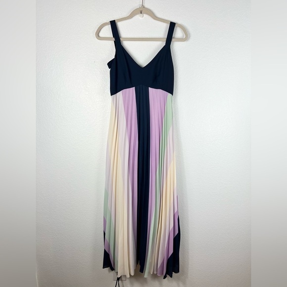 MANGO multi colored pleated maxi dress size 4 - Picture 4 of 10